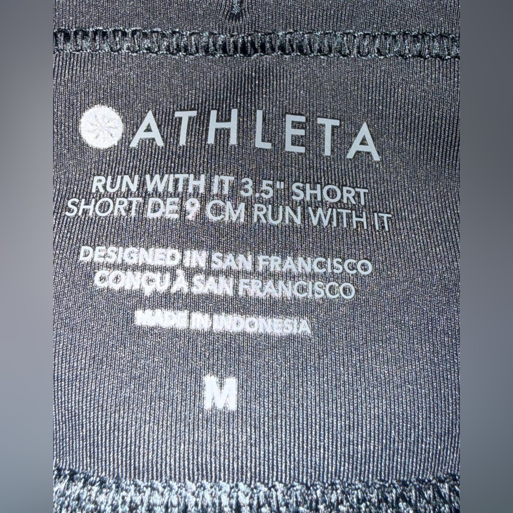 Athleta Black Athletic Shorts with Back Zip Pocket - Picture 4 of 9